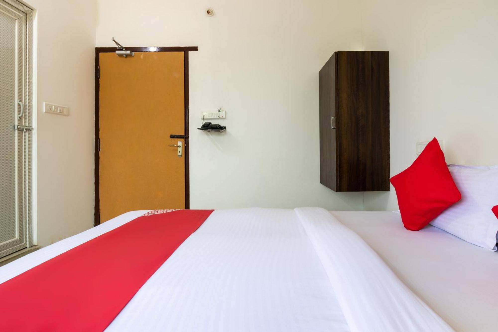 Oyo Splenor Inn Kammasandra Eksteriør billede