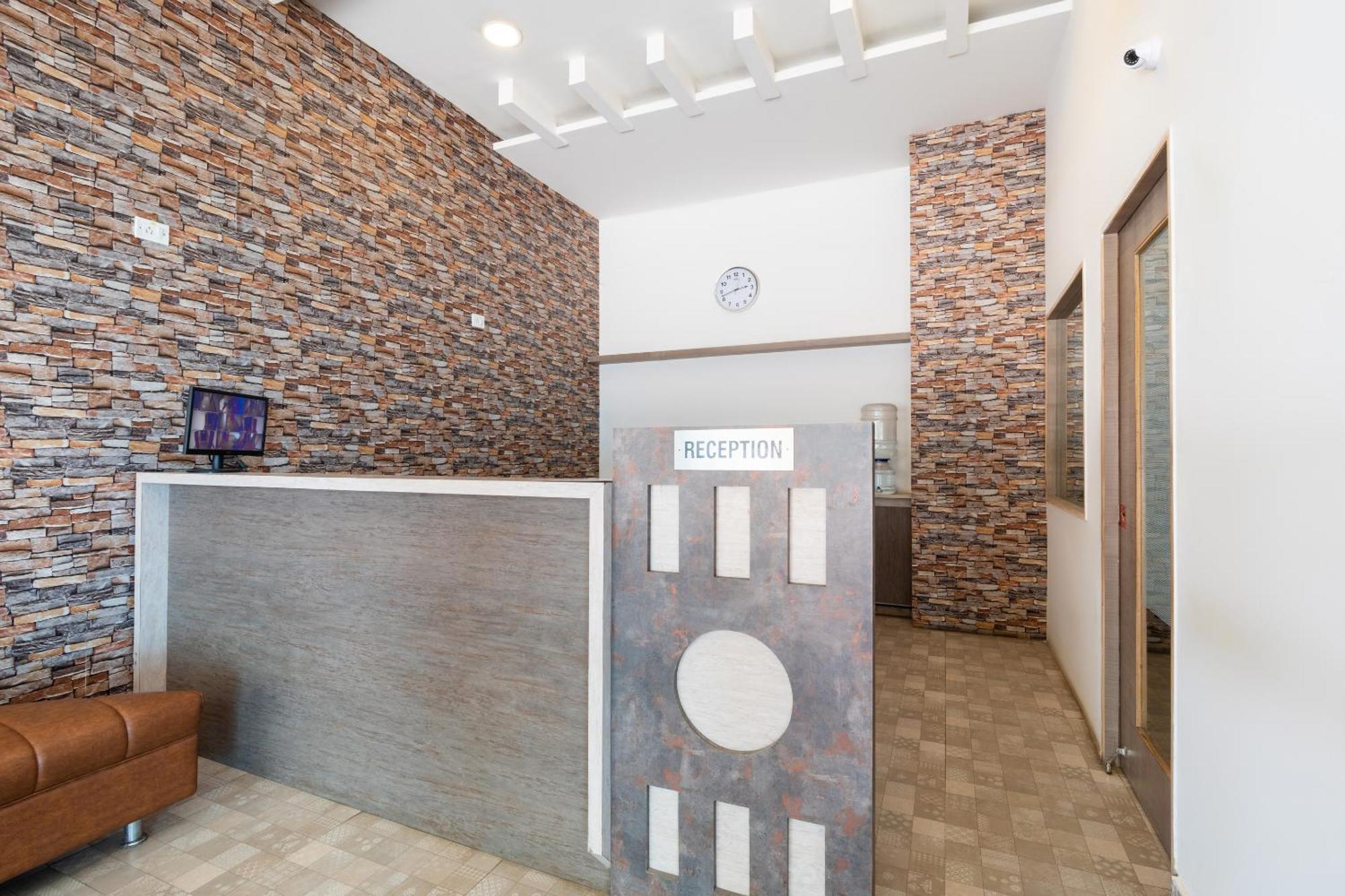 Oyo Splenor Inn Kammasandra Eksteriør billede